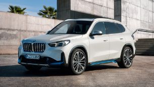 The all-new BMW X1 and the first-ever BMW iX1.