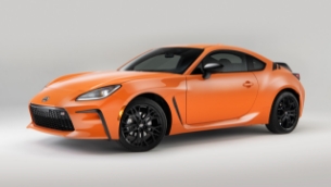 toyota celebrates the pure sports car with 2023 gr86 special edition