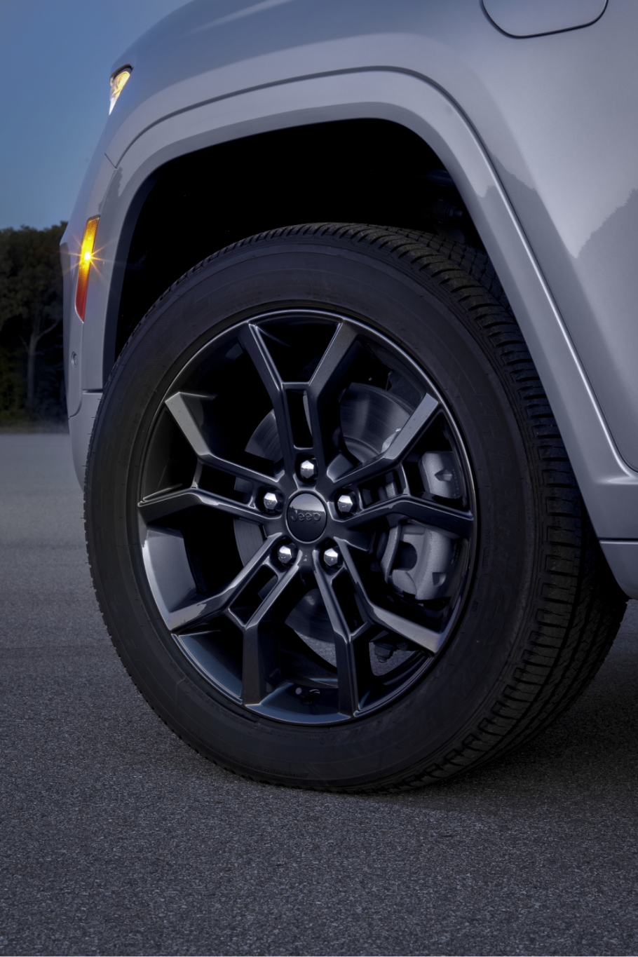 Jeep Grand Cherokee 4xe 30th Anniversary - Wheels / Rims