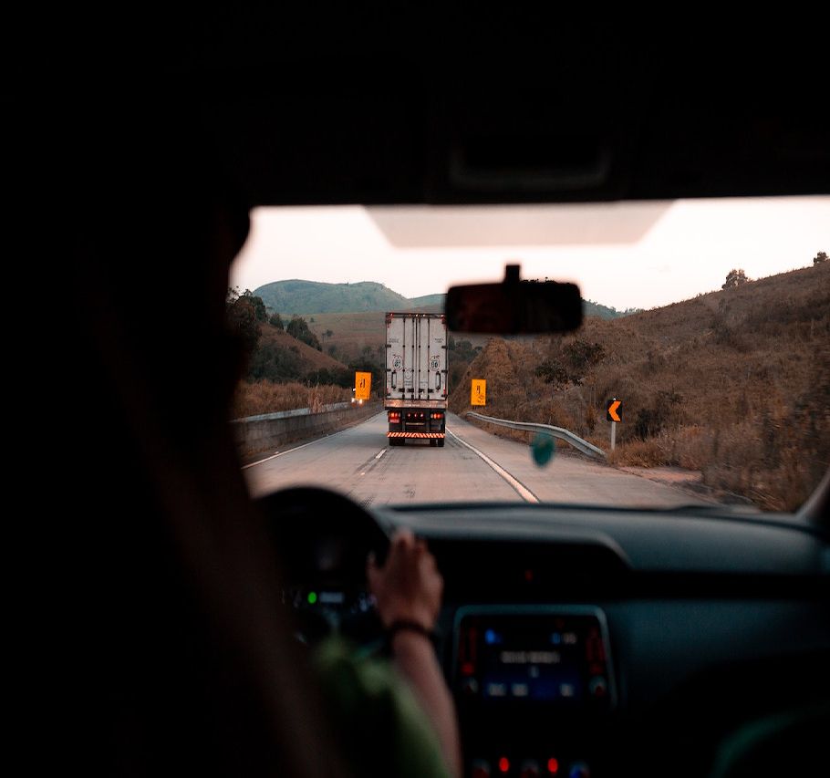 how-to-pass-a-semi-safely-on-the-highway